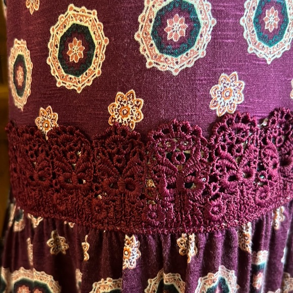 NWT⭐️BOHO Peplum TOP💜Crocheted LACE & 3/4 Bell Sleeves Size Small by Takara - Picture 3 of 11